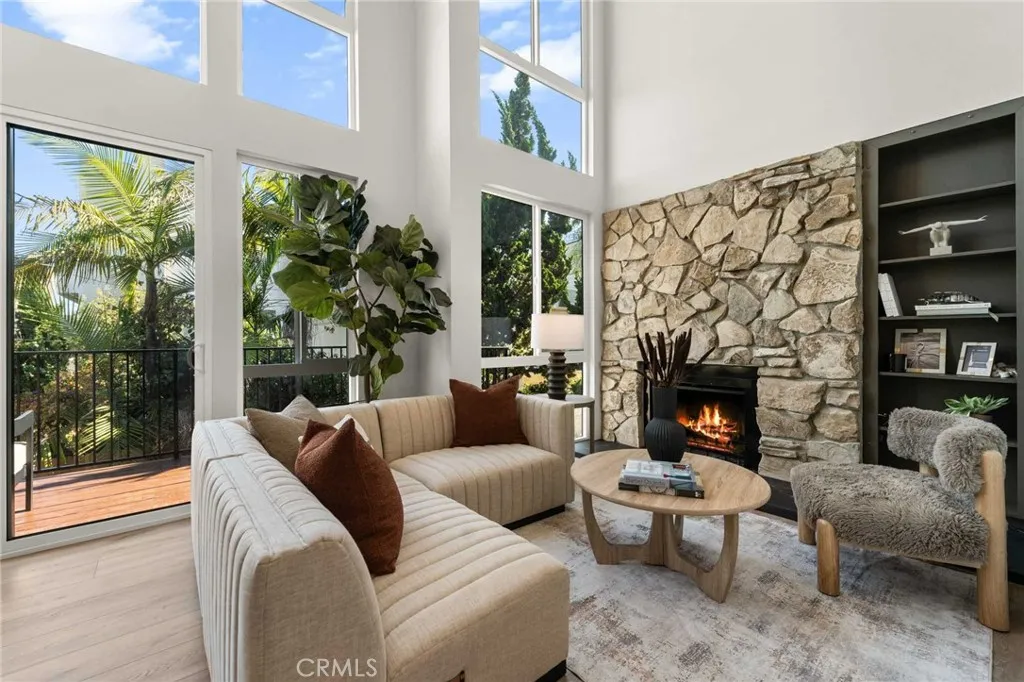 11916 Idaho Avenue, Los Angeles, California 90025 home-pic-7